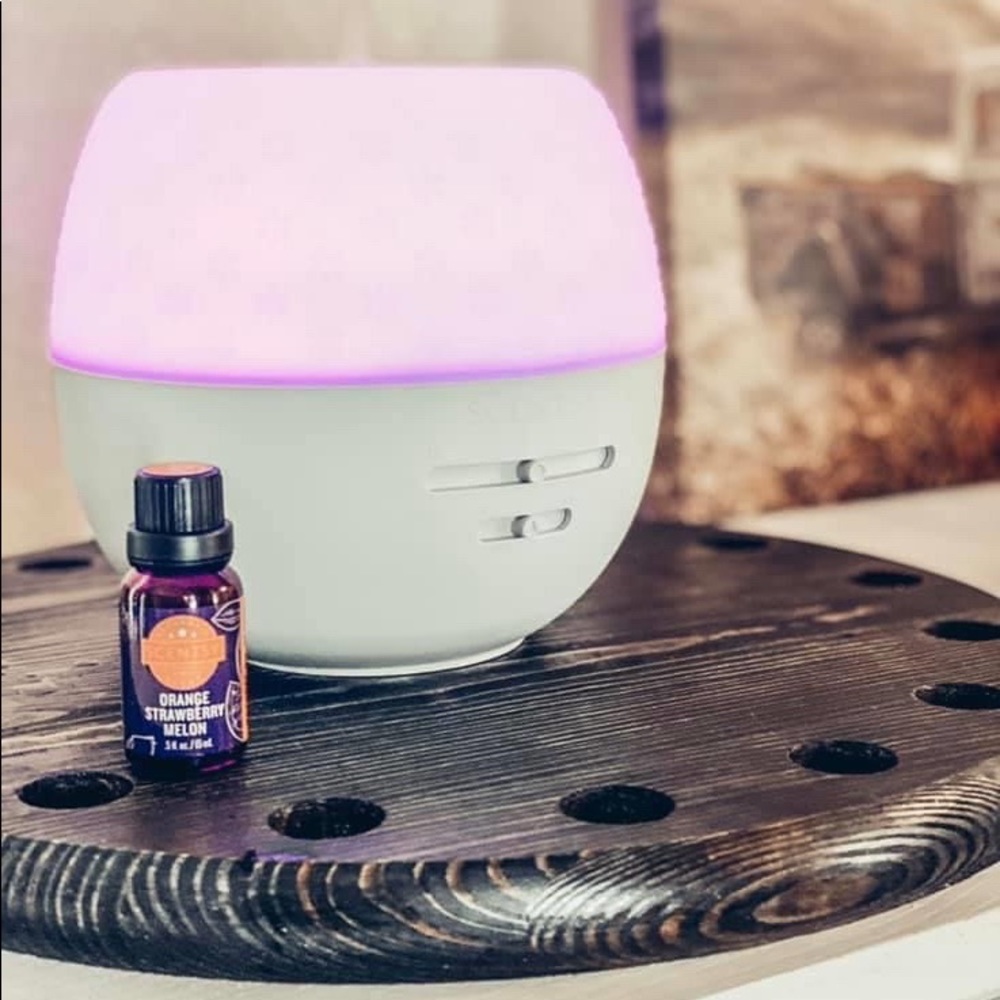 Fleur~Gray Diffuser - Picture 3 of 3